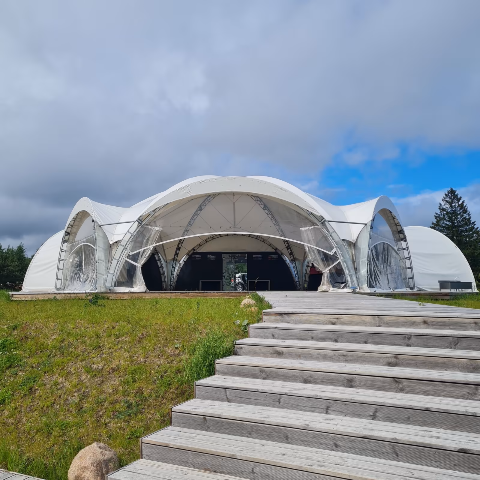 Загородный клуб Стеклянный Шатёр