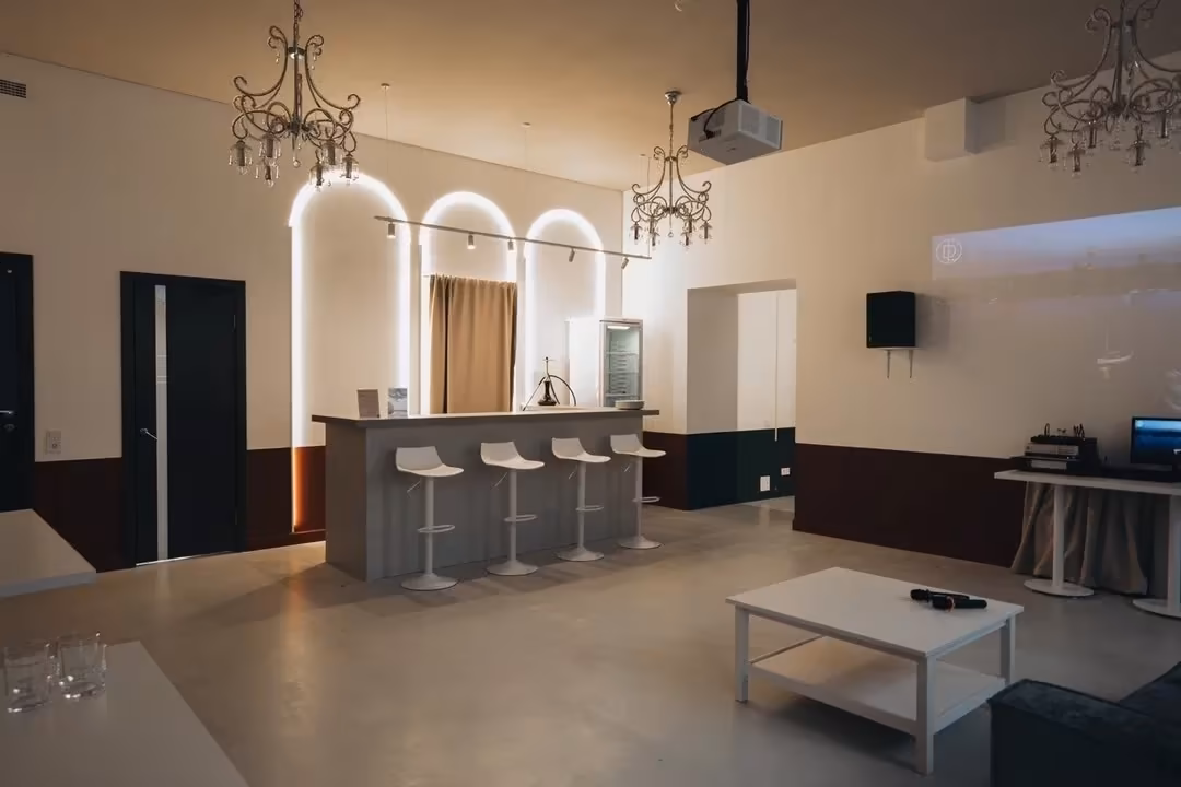 Лофт Суворов Холл / SuvorovHall Основной зал