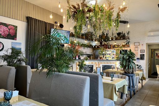 Кафе Про Вкус. Основной зал до 40 человек. Фото 5