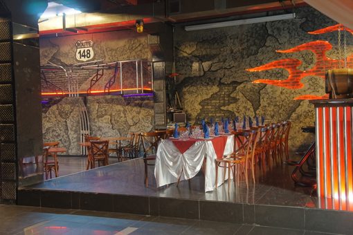 Клуб-ресторан Роут 148 / Route 148. Зал на 2-м этаже, фото 6