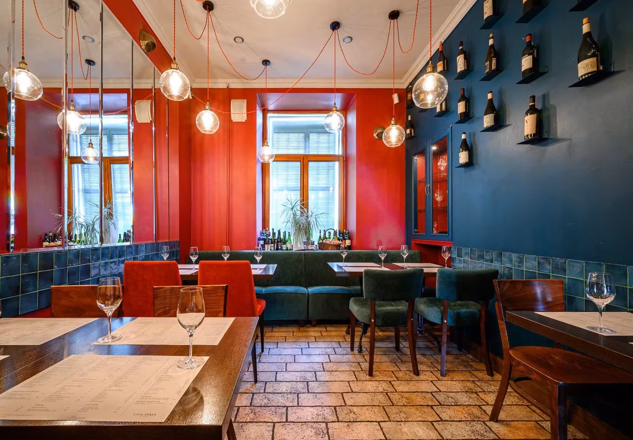 Ресторан Литл Итали / Little Italy Основной зал