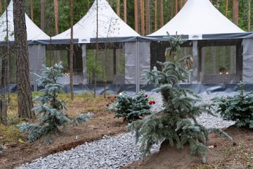 База отдыха Шишки на Лампушке. Крытый шатёр на берегу озера, фото 12