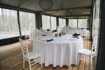 База отдыха Шишки на Лампушке. Крытый шатёр на берегу озера, фото 10