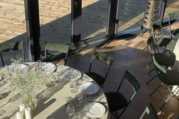 Загородный комплекс Файв Стар Плейс / Five Star Place. Зал-театр, фото 3