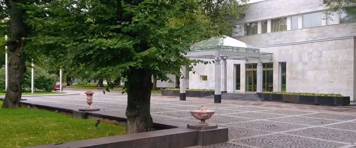 Банкетный зал Резиденция К-2 Вид с улицы