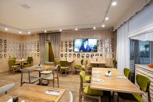 Ресторан Ред Старс / Red Stars. Основной зал до 37 человек