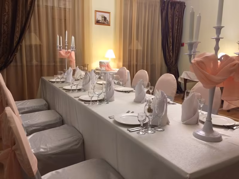 Ресторан Грин Отель / Green Hotel Малый зал
