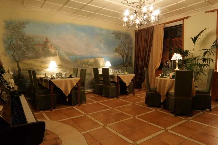 Ресторан Грин Отель / Green Hotel Малый зал