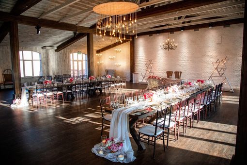 Банкетный зал Весенний Лофт на Крыше. Основной зал до 350 человек