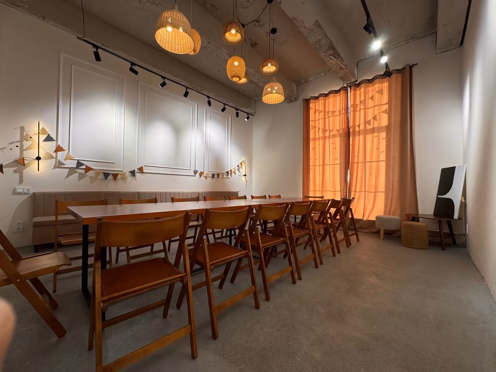 Белый Лофт / White Loft Основной зал