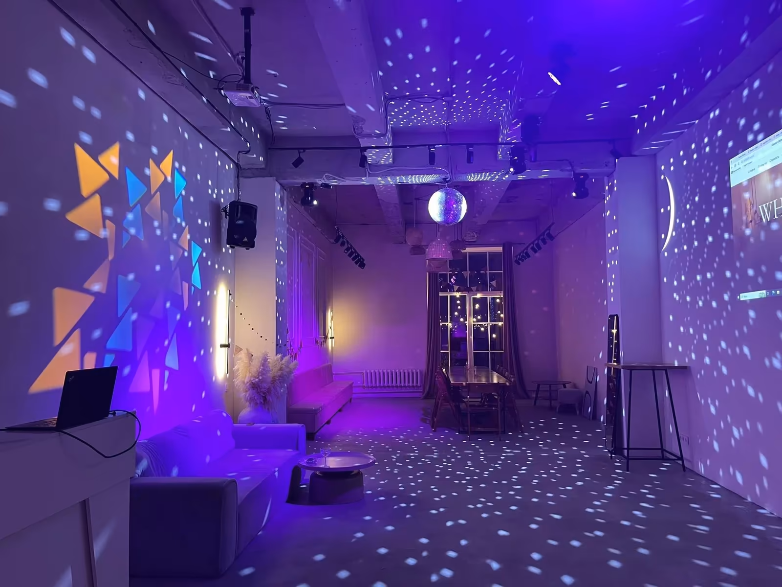 Белый Лофт / White Loft Основной зал