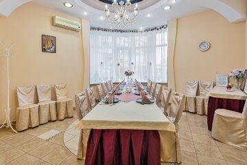 Поминальная трапеза Помним-любим на Наставников. Средний зал, фото 1