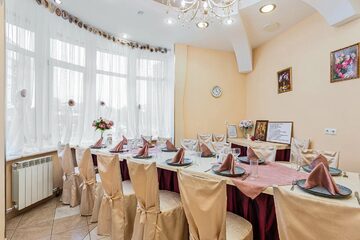 Поминальная трапеза Помним-любим на Наставников. Средний зал, фото 2