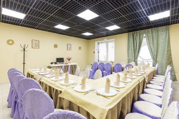 Поминальная трапеза Помним-любим на Богатырском. Большой зал, фото 1