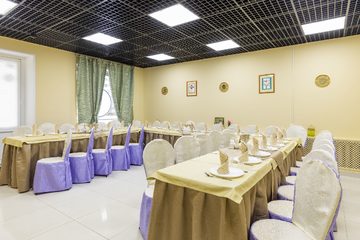 Поминальная трапеза Помним-любим на Богатырском. Большой зал, фото 3
