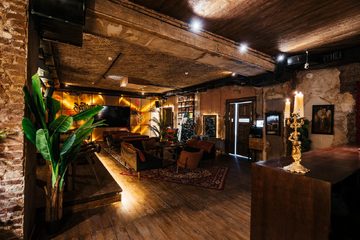 Рестобар ½ of You на Невском 74-76. Основной зал, фото 1
