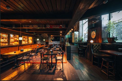 Паб Финнеганс / Finnegan’s на Московском. Основной зал, фото 4