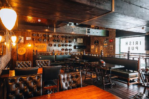 Паб Финнеганс / Finnegan’s на Московском. Основной зал, фото 2