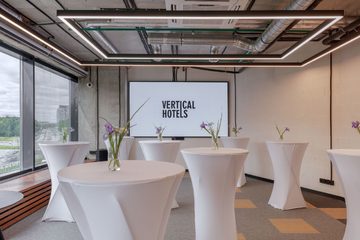 Банкетный зал Вертикаль / Vertical We&I Loft. Основной зал, фото 11