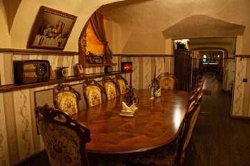 Ресторан Идиот. Белый зал, фото 5