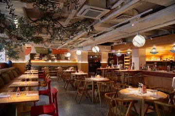 Ресторан Фигата Бистро / Figata Bistro. Основной зал, фото 4