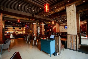 Ресторан Юнайтед Бутчерс / United Butchers. Основной зал, фото 4