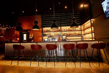 Ресторан Юнайтед Бутчерс / United Butchers. Основной зал, фото 8