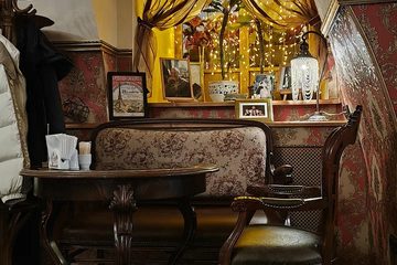 Ресторан Идиот. Красный зал, фото 7
