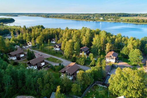 Ресторан Шале Рояль. Вид с улицы