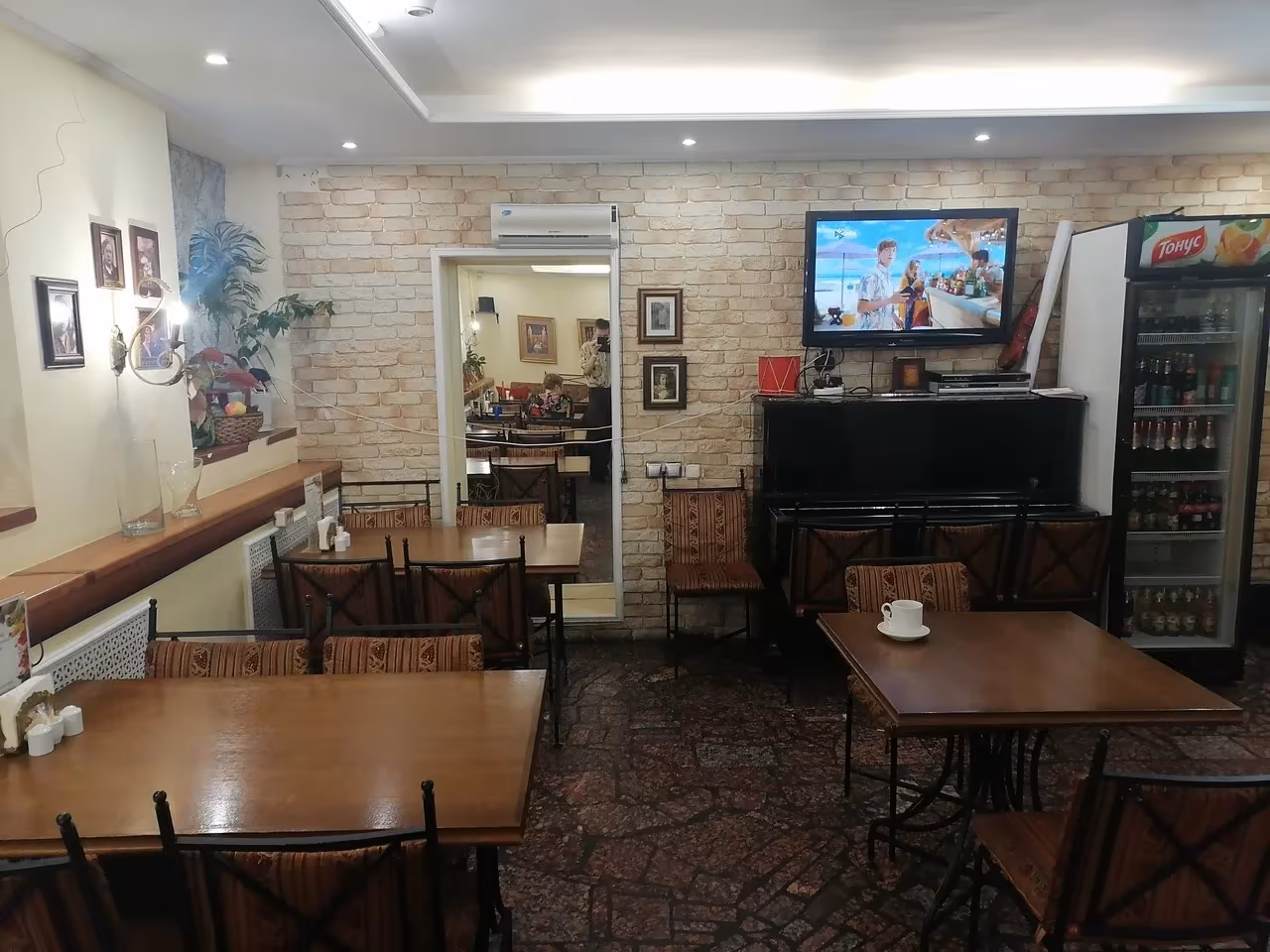 Голден Кафе / Golden Cafe