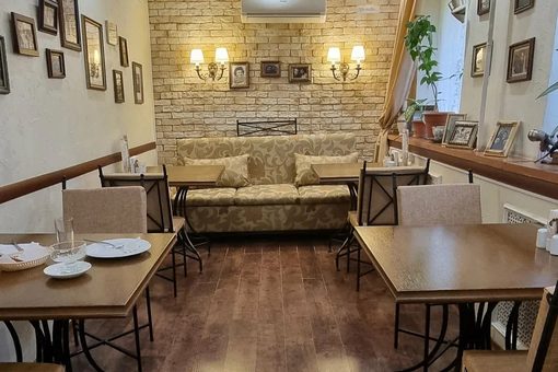 Голден Кафе / Golden Cafe. Основной зал до 25 человек. Фото 2