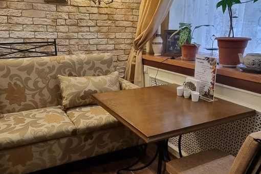 Голден Кафе / Golden Cafe. Основной зал до 25 человек. Фото 3