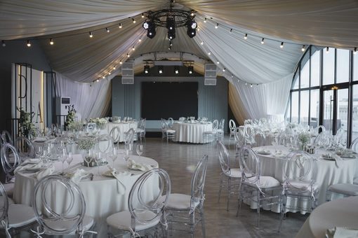 Банкетный зал Ивент Руф / Event Roof. Шатёр до 120 человек. Фото 2