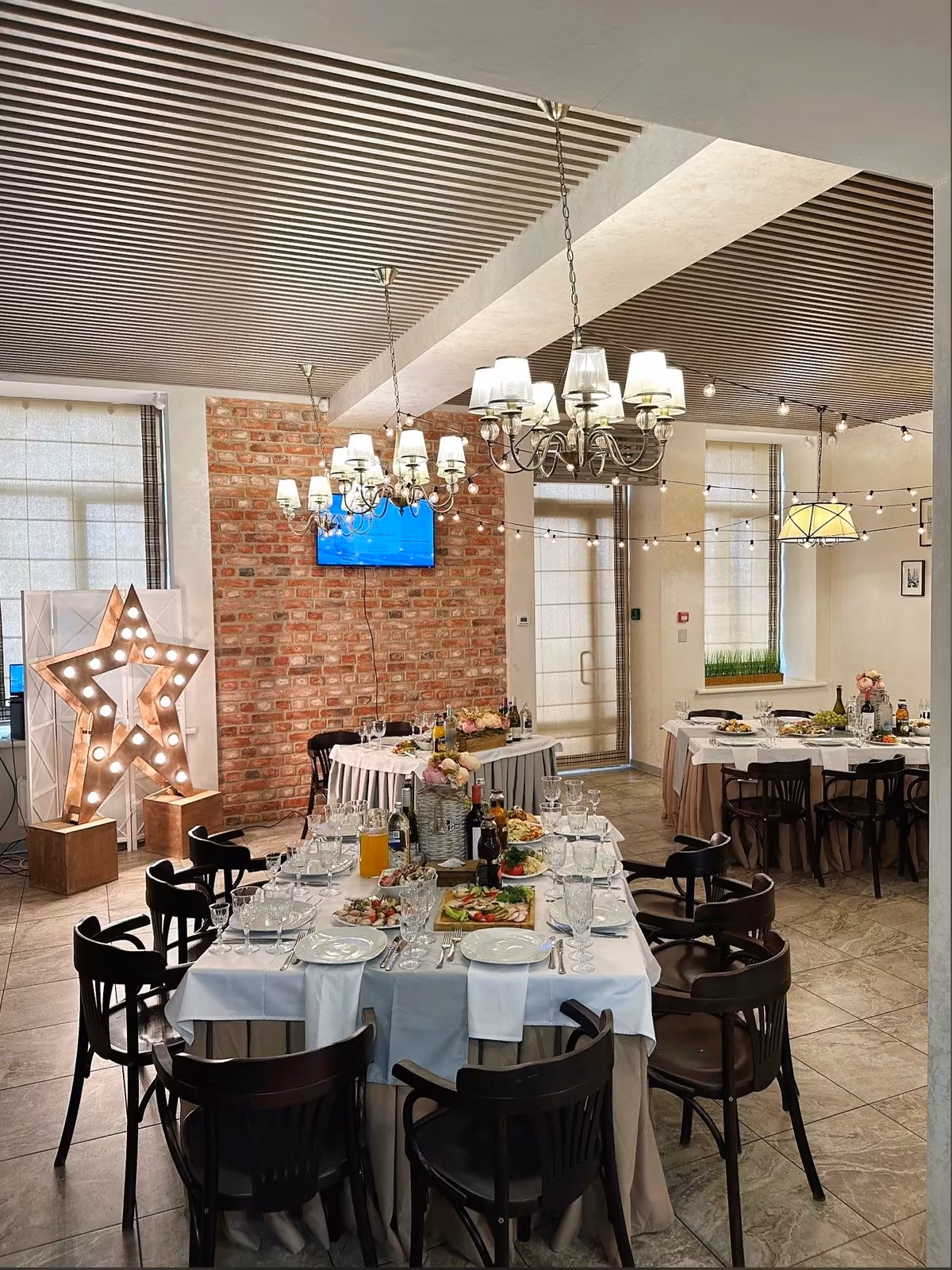 Банкетный зал Петров Лофт / Petrof Loft Основной зал