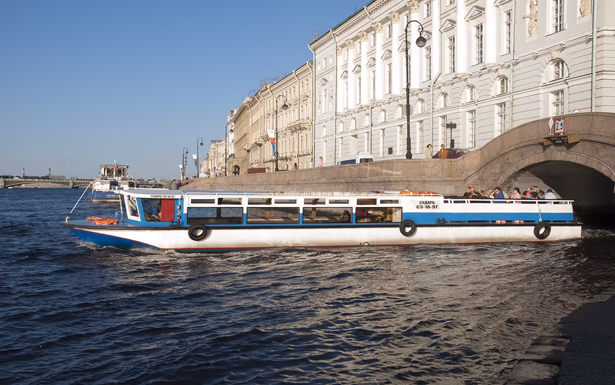Теплоход Сударь