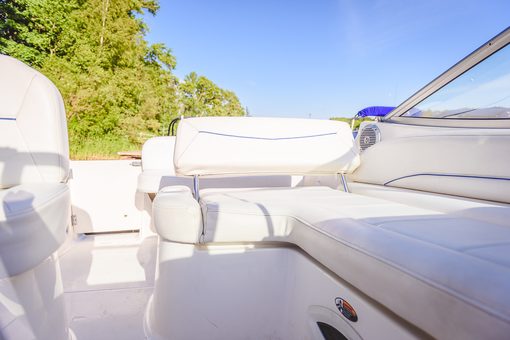 Катер Байлайнер / Bayliner 245. Катер до 8 человек. Фото 6
