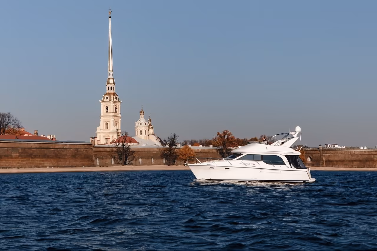 Яхта Меридиан / Meridian