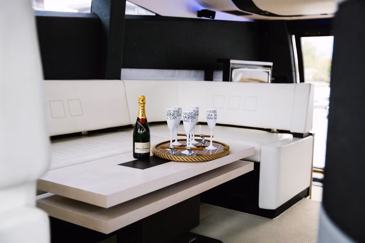 Яхта Азимут / Azimut 65 Яхта