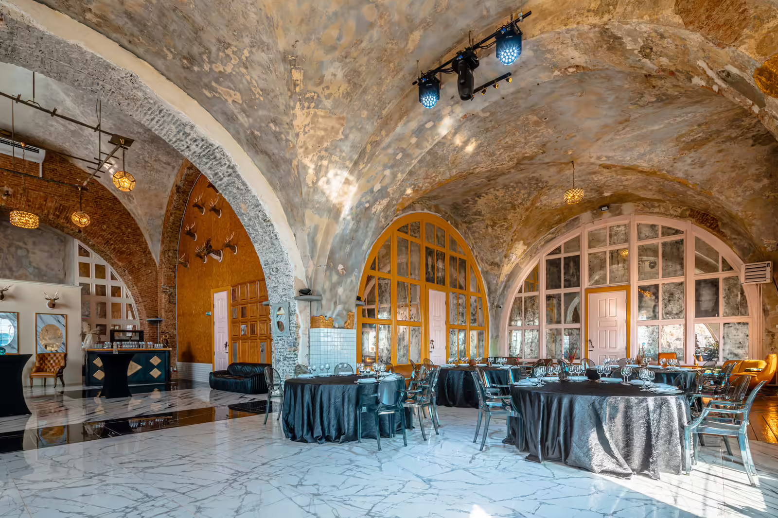 ЛОФТ#7 Лофт Холл / Loft Hall Тон Холл