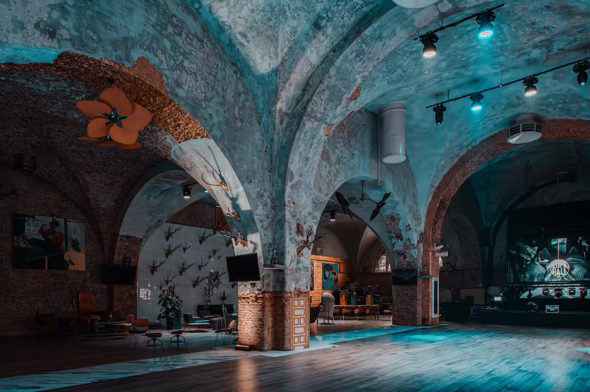ЛОФТ#7 Лофт Холл / Loft Hall Брюллов Холл