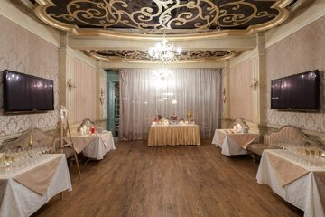 Ресторан Чаплин-Холл. ВИП-зал с панорамными окнами, фото 1