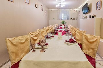Поминальная трапеза Помним-любим на Будапештской. Малый зал, фото 2