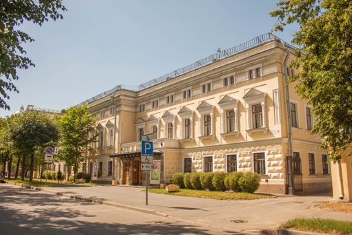 Пушкинский Дом Культуры. Вид с улицы