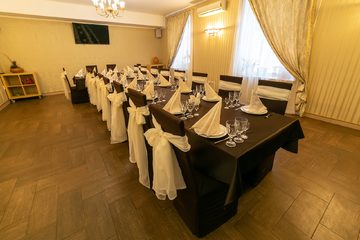 Гранд-кафе Кабанчик на проспекте Стачек. Банкетный зал, фото 2
