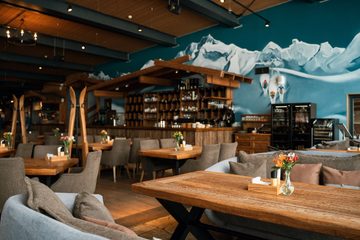 Ресторан Апрески / Apres Ski. Основной зал, фото 3