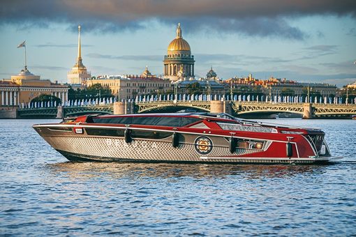 Катер Белуга