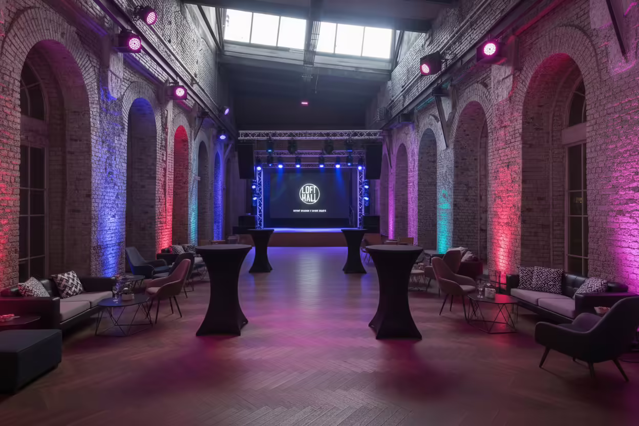 ЛОФТ#7 Лофт Холл / Loft Hall Кэмерон Холл