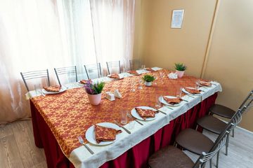 Поминальная трапеза Помним-любим в Пушкине. Малый зал, фото 2
