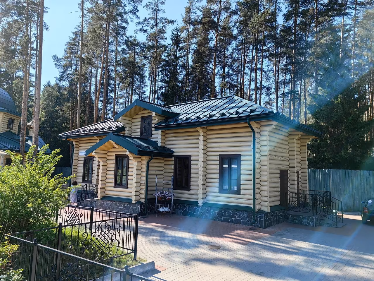 Поминальная трапеза Помним-любим в Левашово