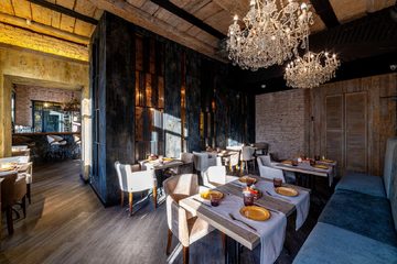Ресторан Брассерия Крик / Brasserie Kriek на Невском. Пространство ресторана, фото 10